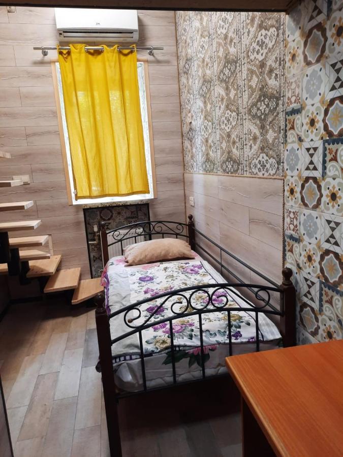 Hostel Voyage Kiev Ngoại thất bức ảnh