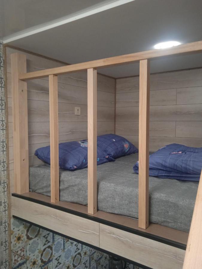 Hostel Voyage Kiev Ngoại thất bức ảnh