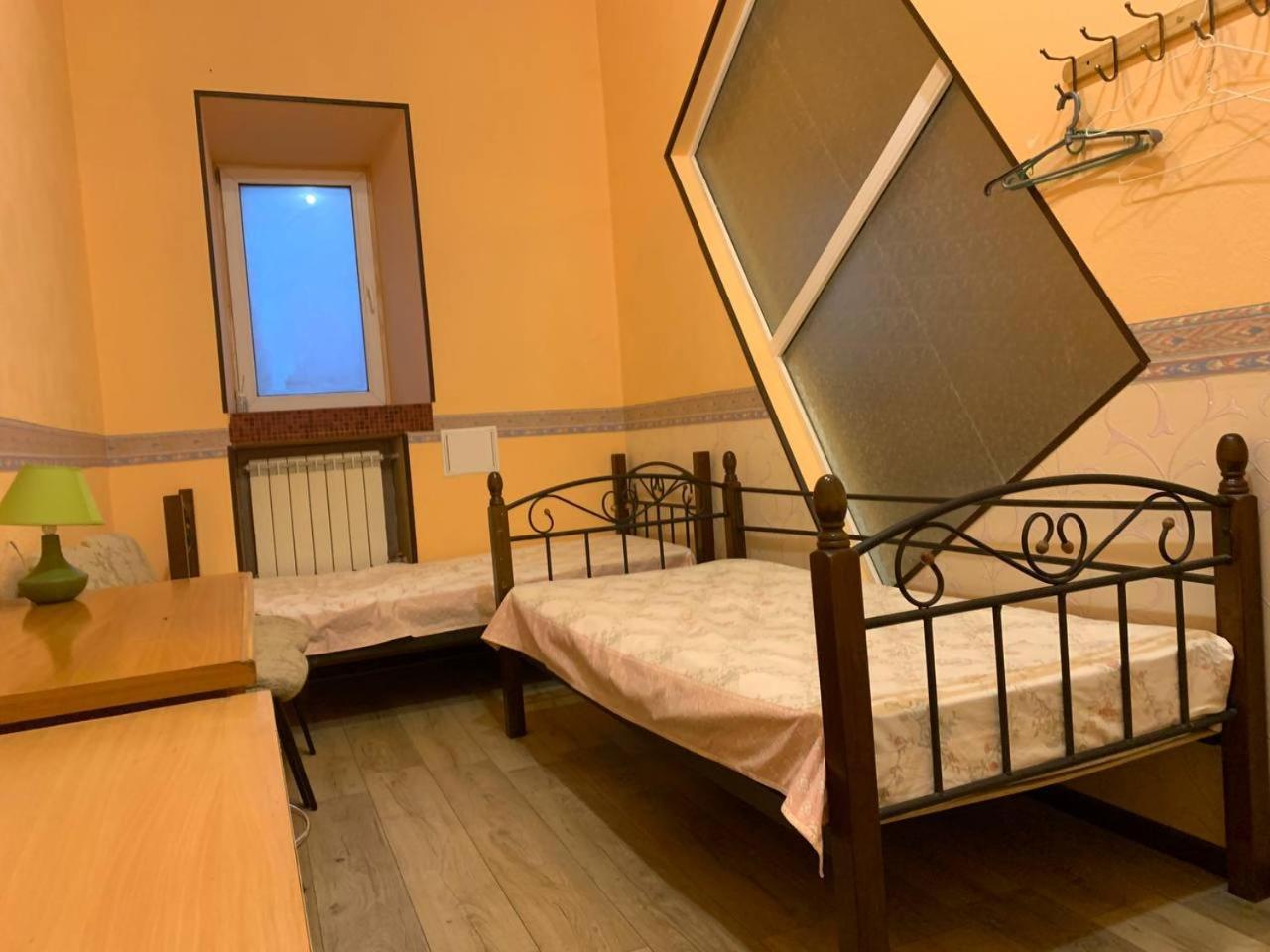 Hostel Voyage Kiev Ngoại thất bức ảnh